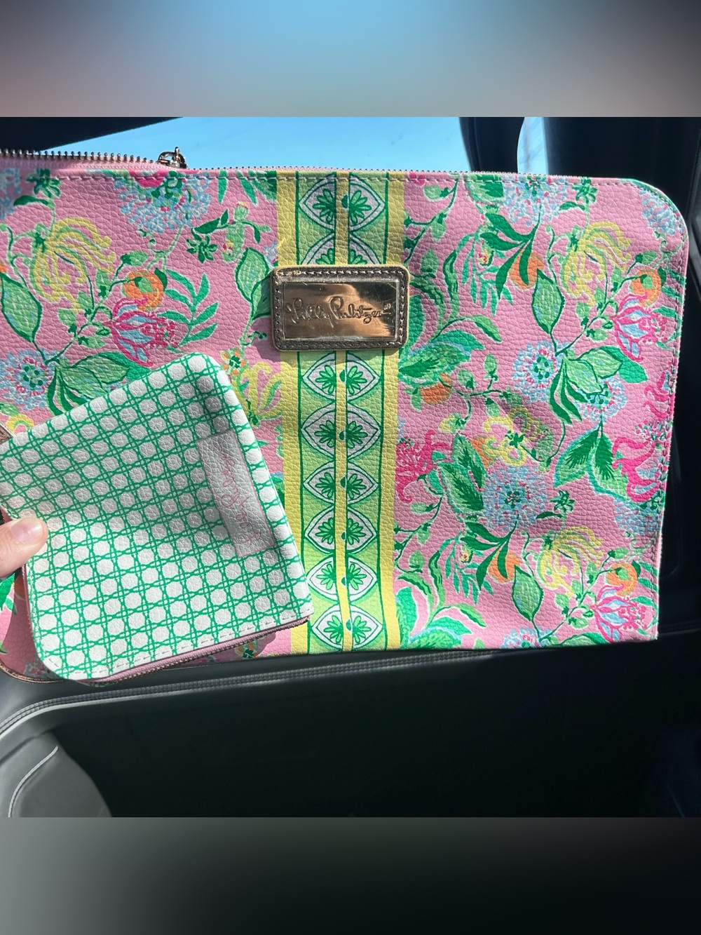 Lilly Pulitzer Padded Tech Sleeve with Small Zip Pouch for‎ Accessories